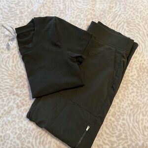 Athleta Green Women's jogger set